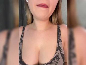 AlinaRay webcam bongacams model stream image