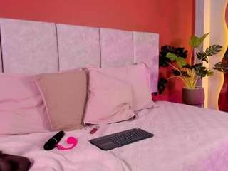 noa-valmont webcam model stream image