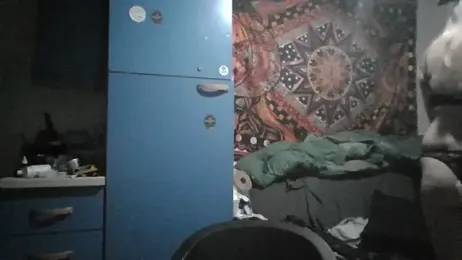 WorryingFaille webcam model stream image
