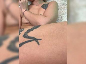 All-in-pussy webcam model stream image