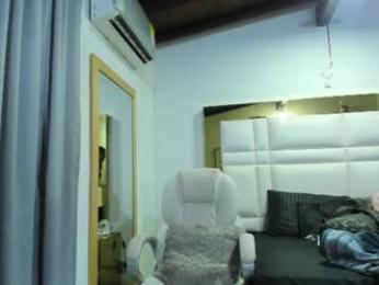 latin_couple20y webcam model stream image