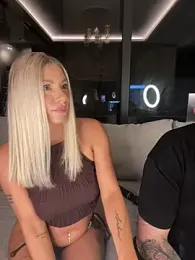SexOnMyLvL webcam model stream image