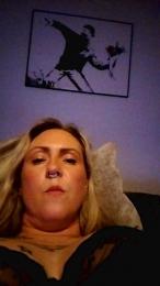 Coeursurtoi333 webcam cam4 model stream image