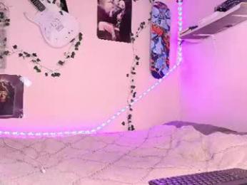 lucymorningstar399 webcam model stream image