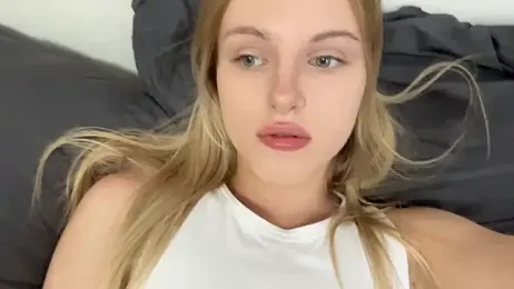UnwedGrist webcam model stream image