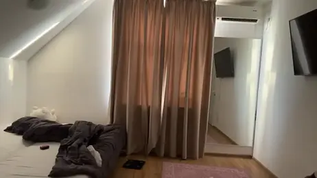 UnwedGrist webcam model stream image