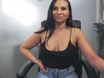 yaraxcox webcam model stream image