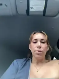 MommyGambit webcam model stream image