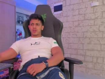 ashton_coleman_ webcam model stream image