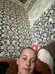 Barbika19 webcam model stream image