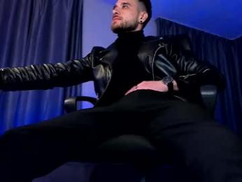 paris_lock webcam model stream image