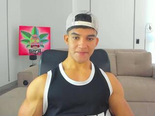 Jeyko Black webcam model stream image