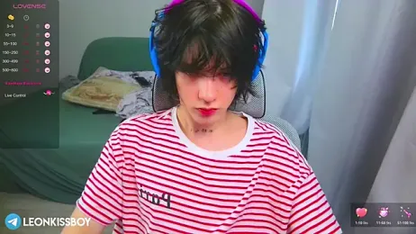 LeonBoykisser webcam model stream image