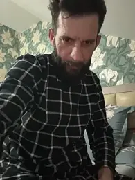 Michel_huge webcam model stream image