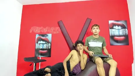 VERY_HOT_GUYS webcam model stream image