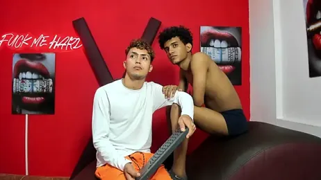 VERY_HOT_GUYS webcam model stream image