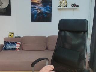 Brutus K webcam flirt4free model stream image