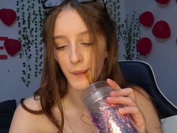 VikkiShon webcam bongacams model stream image