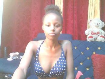 Tazian2 webcam bongacams model stream image