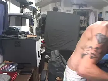 CloudDadddyyy webcam model stream image