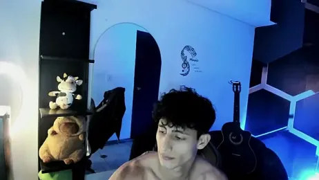 MaxiimoRomano_ webcam model stream image