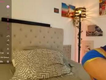 ostin_18hot webcam model stream image