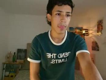 ostin_18hot webcam model stream image