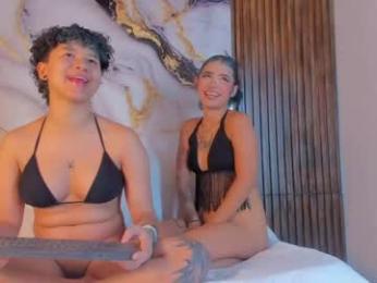 azul_honey webcam model stream image