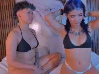 azul_honey webcam model stream image