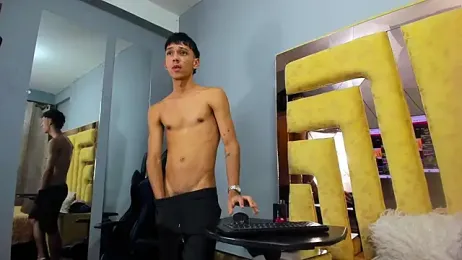 EstebanValdezs webcam model stream image