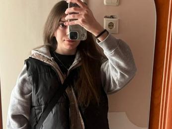 NicoleInfinit webcam livejasmin model stream image