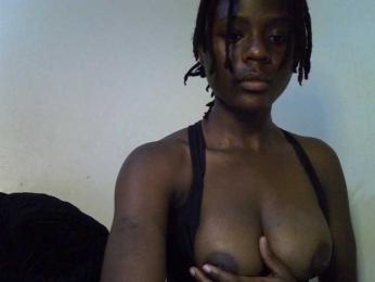 Blackdiva-11 webcam bongacams model stream image
