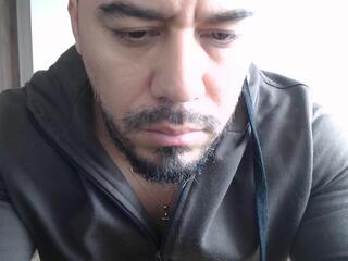 Derryl webcam model stream image