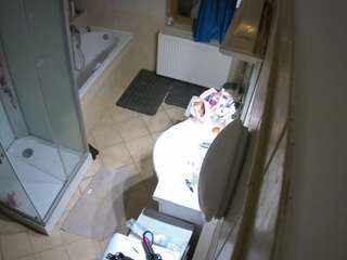 voyeurcam-julmodels-bath-2nd-2 webcam model stream image
