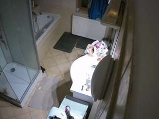 voyeurcam-julmodels-bath-2nd-2 webcam model stream image