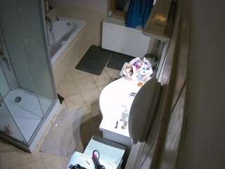 voyeurcam-julmodels-bath-2nd-2 webcam model stream image