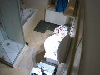 voyeurcam-julmodels-bath-2nd-2 webcam model stream image