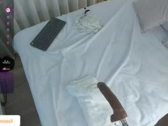 angiee_roses webcam model stream image