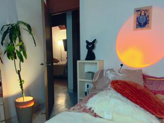 Alyssa Bonett webcam model stream image