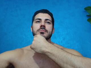 Cutler Q webcam model stream image