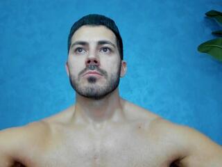 Cutler Q webcam model stream image