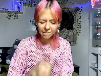 SweetieLuna webcam model stream image