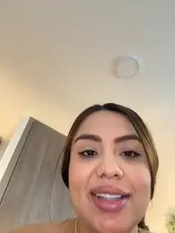 valeria2019hot webcam model stream image