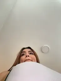 valeria2019hot webcam model stream image