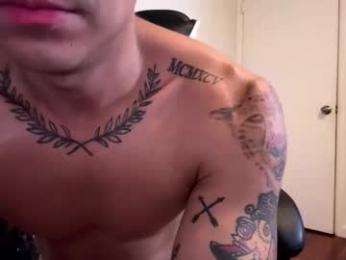 daddyfit95 webcam model stream image