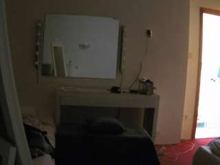 voyeurcam-julmodels-reallife-1 webcam camsoda model stream image