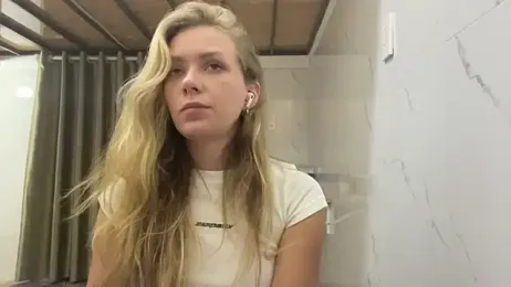 One_On_Mllion webcam model stream image