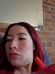 lunnaa_ webcam model stream image