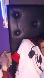 AbrilJonas2026 webcam model stream image