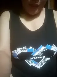 LINAKUTE10 webcam stripchat model stream image